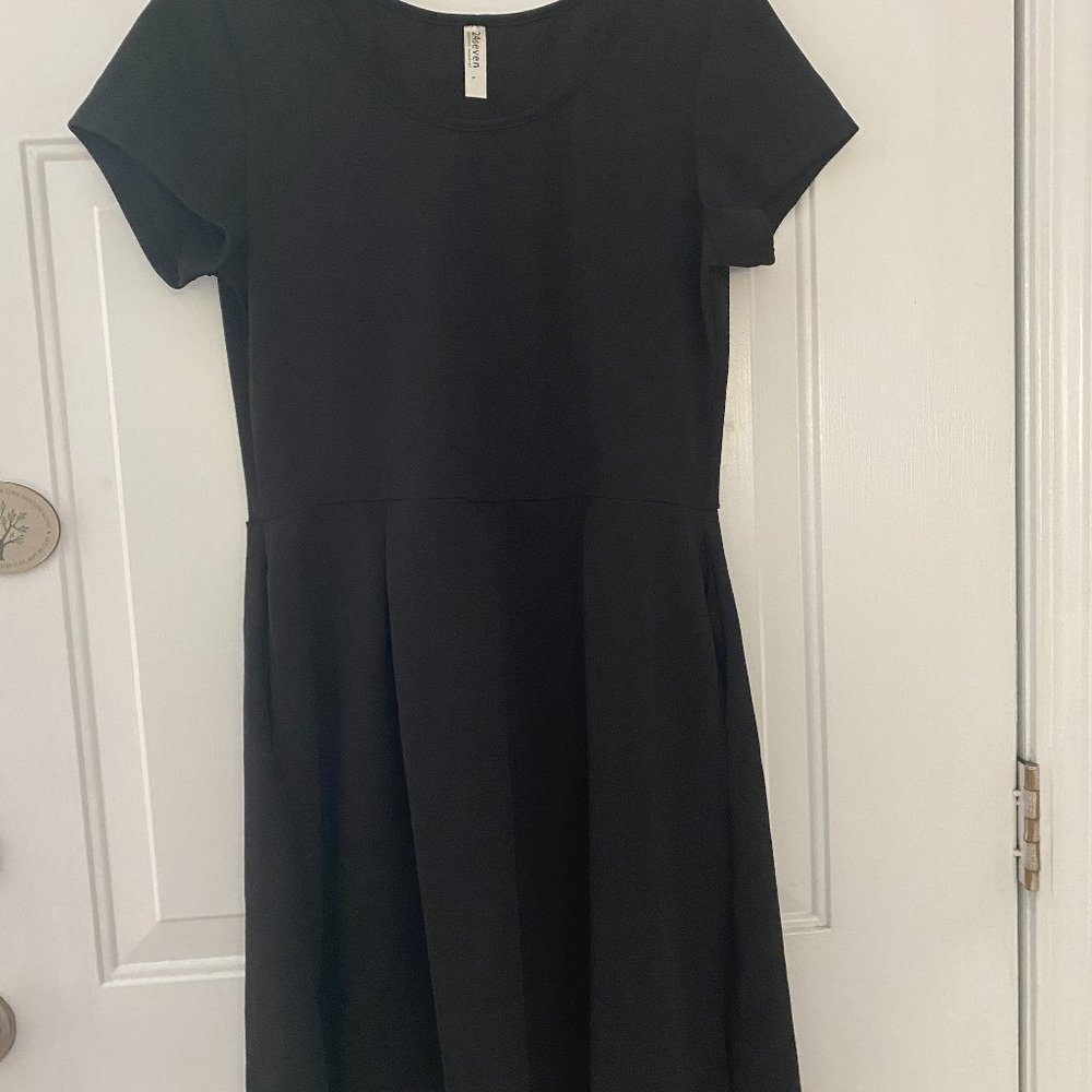 Dress 24 Seven Size L (Junior)